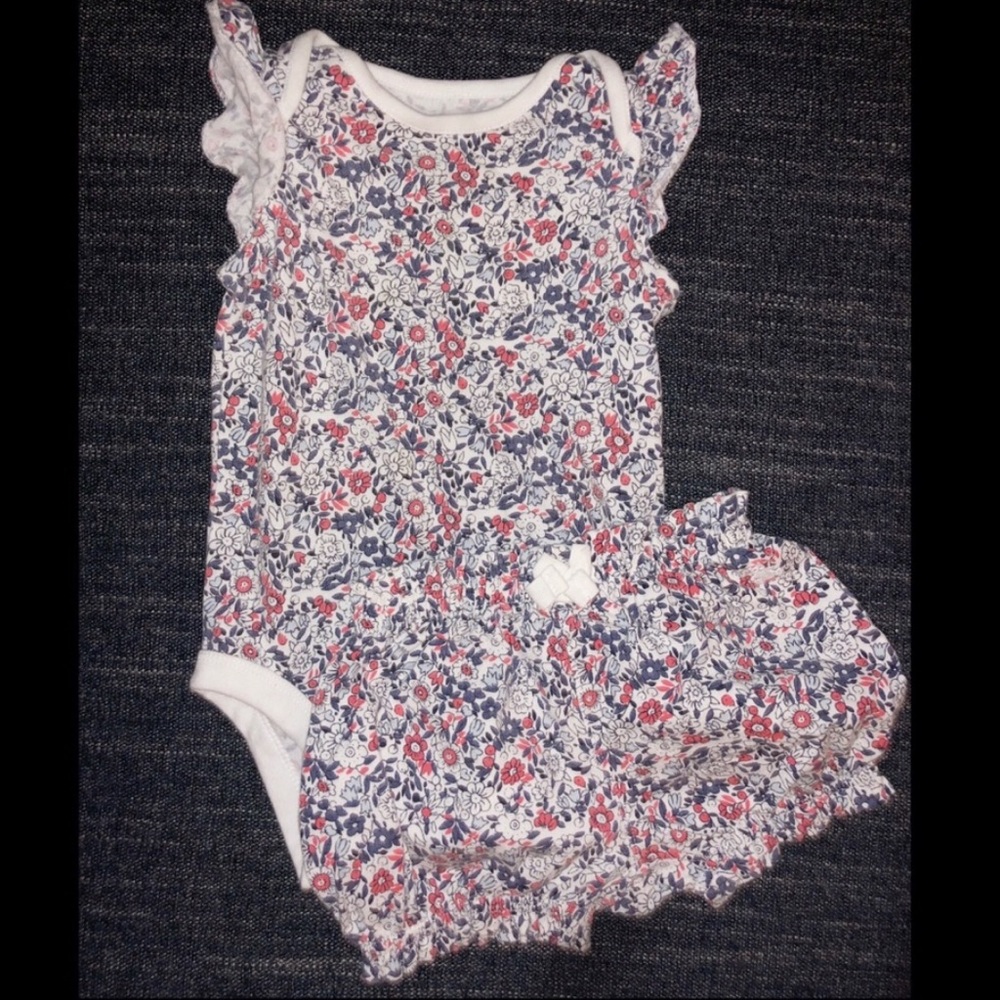 Red White and Blue floral 2pc Set